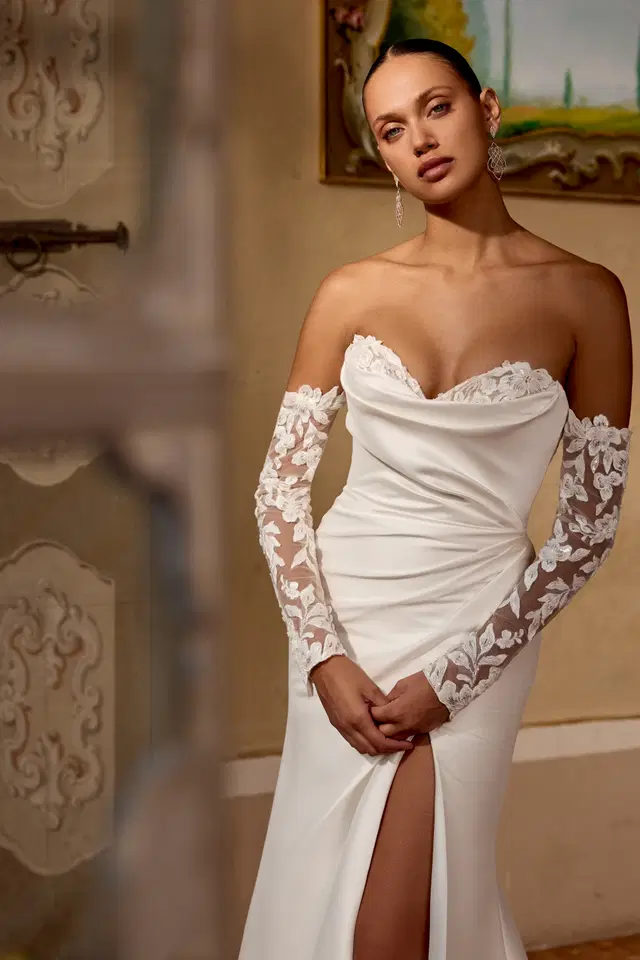 Kendall by Justin Alexander - view 2 of 6