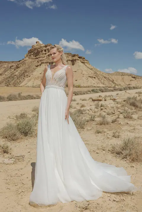 Style DT109 wedding dress by Duett, A-line, tulle