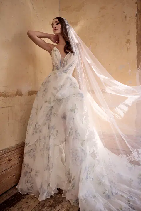 Danbury wedding dress by Josephine Scott, ball gown, organza