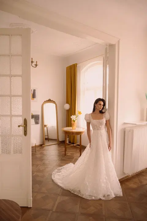 Style TO-2099T wedding dress by Agnes, A-line, tulle