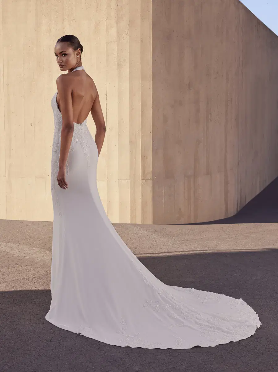 BREBI by Pronovias - view 2 of 3