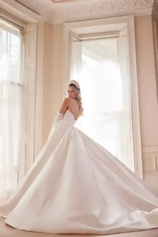 Gabriella by Josephine Scott - view 5 of 6