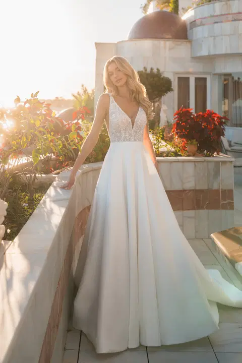 Style 31008 wedding dress by Diane Legrand, A-line, mikado
