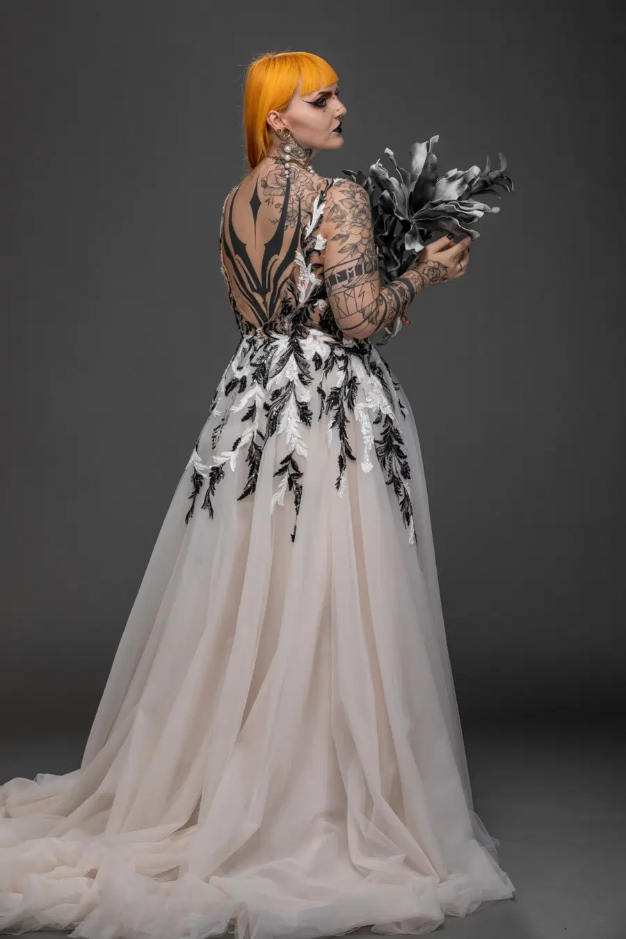 Jana by DarkDreamCouture - view 3 of 4