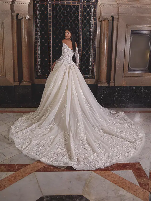 DP544 by Demetrios - view 2 of 3