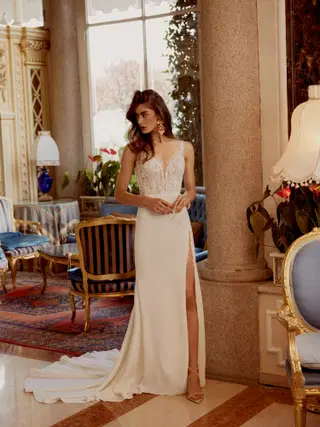Isabella by Justin Alexander - view 2 of 7