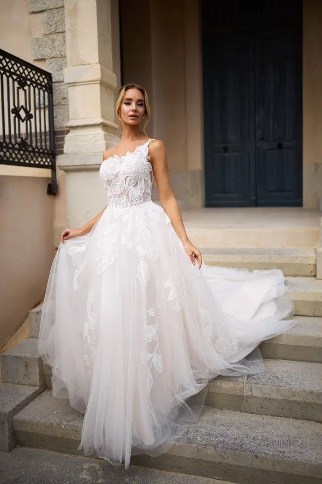 27202 by Très Chic: A-Line silhouette, asymetric neckline, sleeveless, tulle