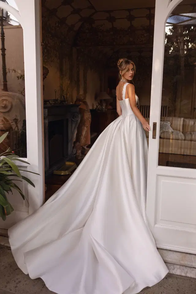 Lisette by Tina Valerdi - view 2 of 2