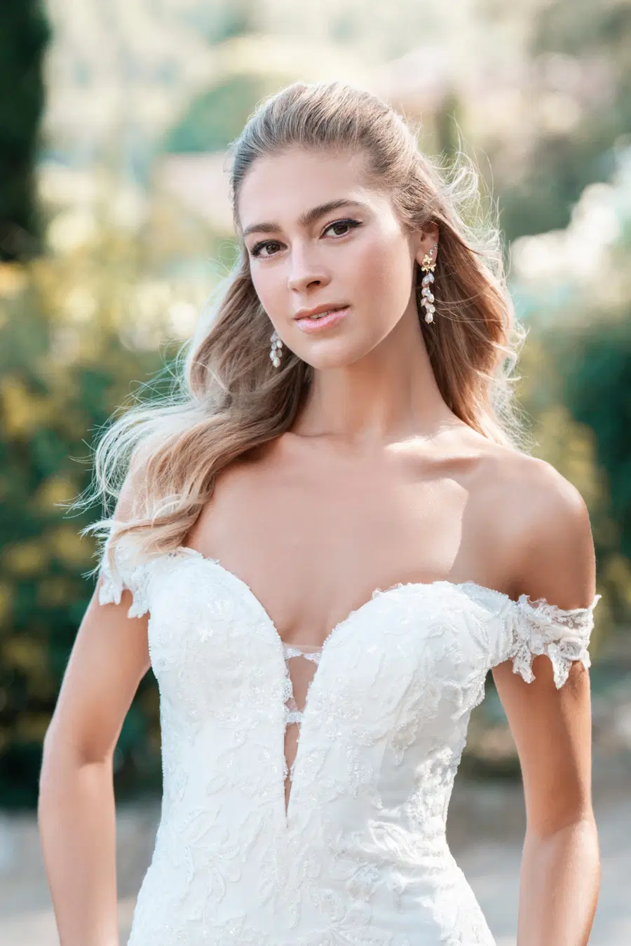 A1315 by Allure Bridals - view 3 of 4