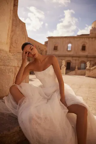 Jacline by Anne Mariée - view 5 of 10