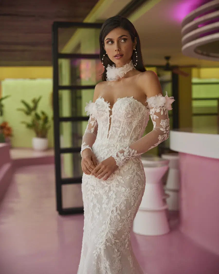Jayde by Luna Novias - view 2 of 5