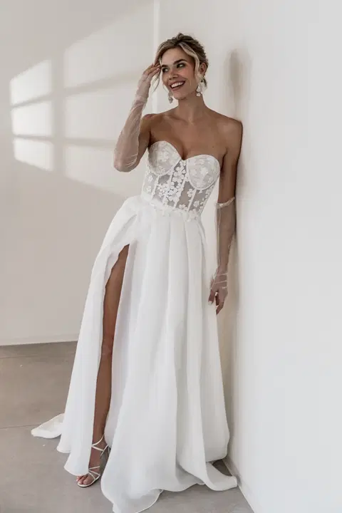 Grace-Hailey wedding dress by Fan Xia, A-line
