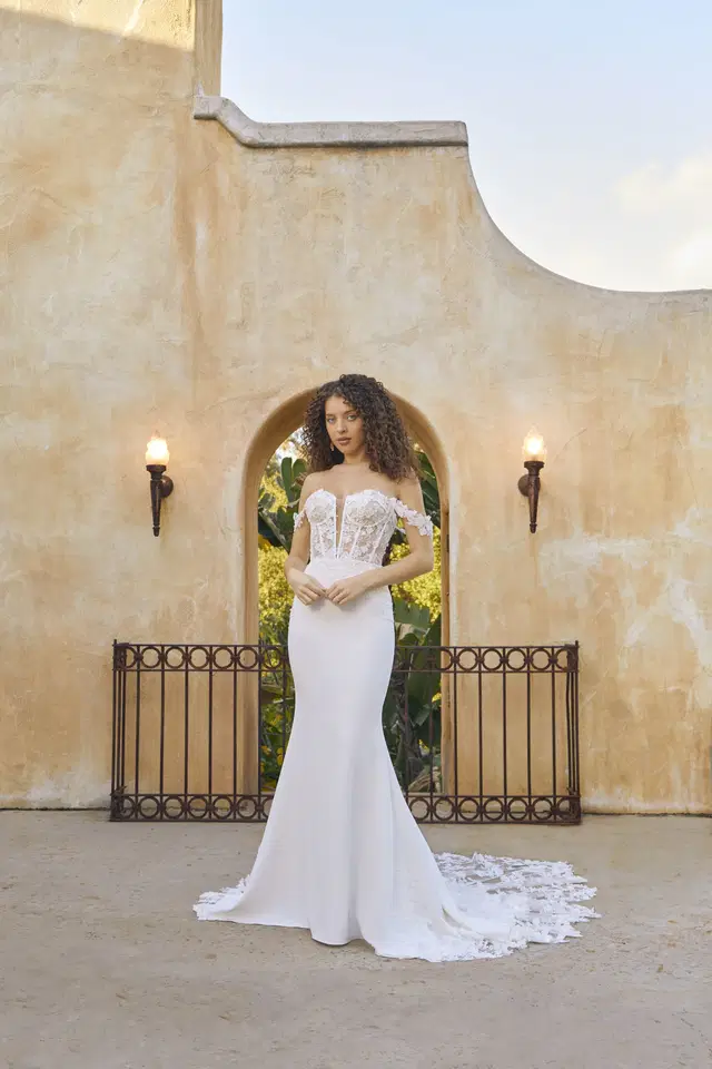 Odette by Beloved by Casablanca: Fit & Flare silhouette, V-neck neckline, short sleeves, lace