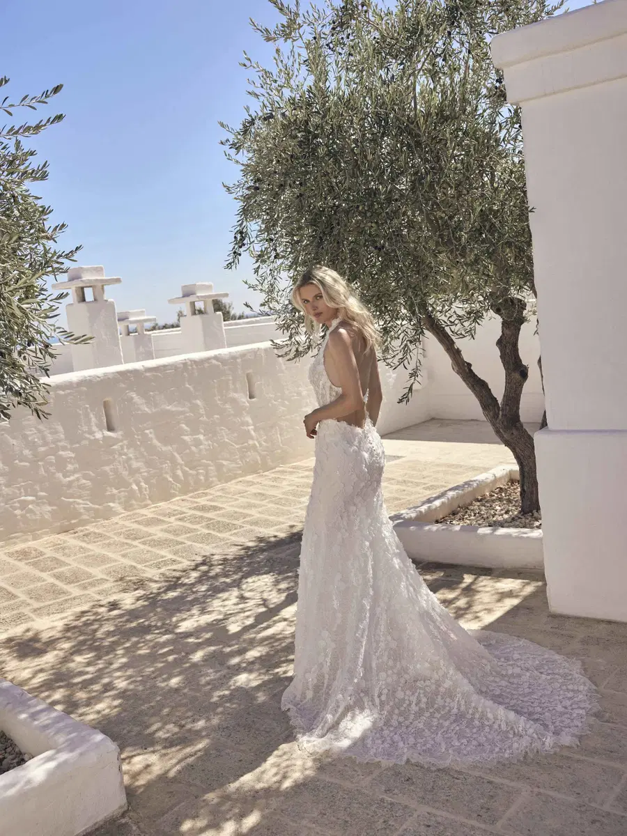 Laura von Modeca Bridal - Ansicht 2 von 4