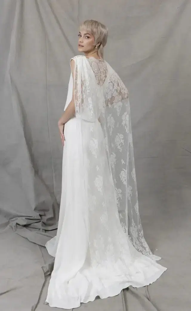 Lace Cape by Kisui - view 2 of 3