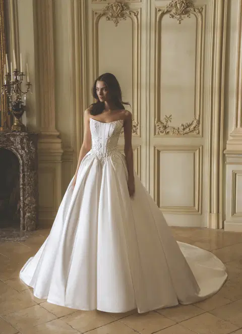 Geneva wedding dress by ÉLYSÉE, ball gown, satin