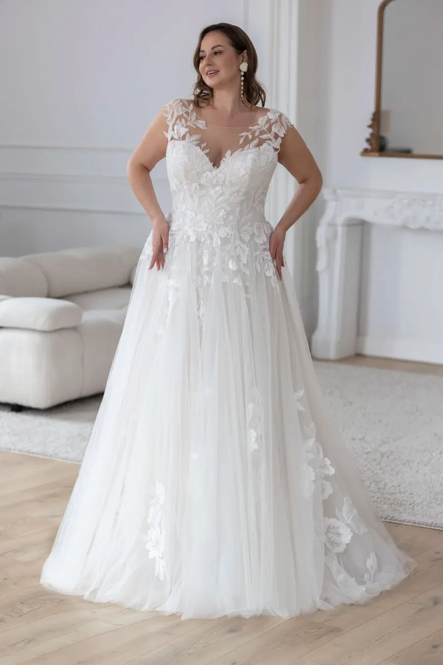 Glasgow by Jarice: A-Line silhouette, illusion neckline, sleeveless, lace
