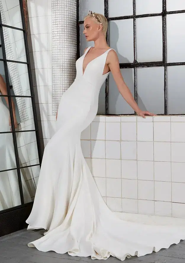 Blake by Avenue by Josephine Scott - view 2 of 4