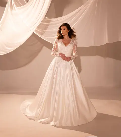 Style RB4215 wedding dress by Rachel Allan, A-line, tulle