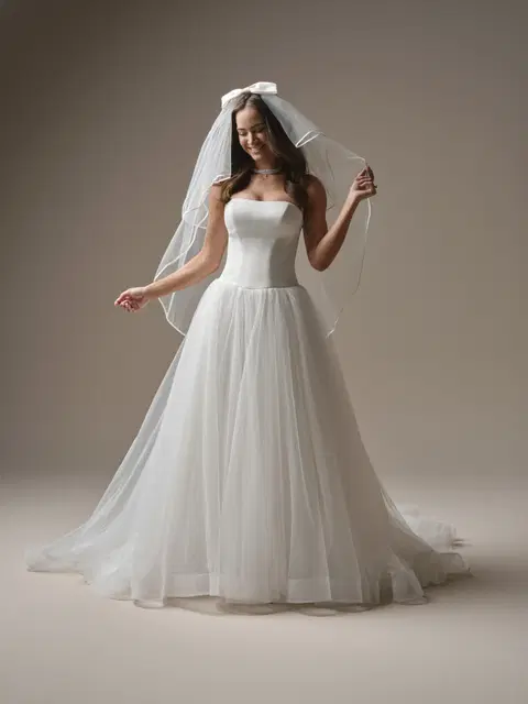 Shirley wedding dress by Maggie Sottero, A-line, lace