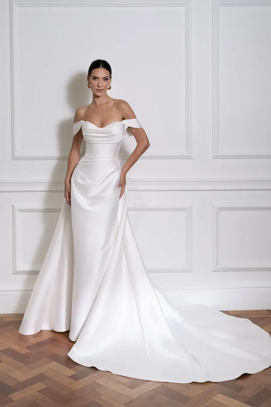 Thea by Avenue by Josephine Scott - view 2 of 4