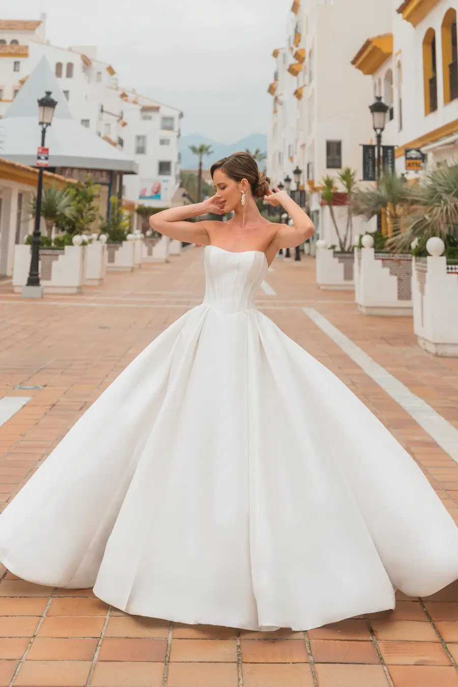 8221 by Diane Legrand: Ball Gown silhouette, scoop neckline, mikado