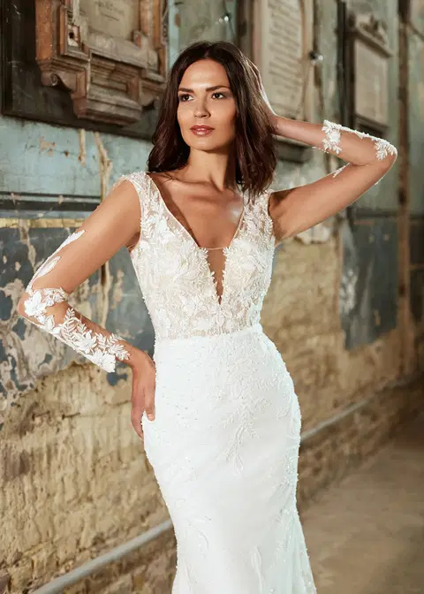 Dolce & Gabbana wedding dress by Dando London, mermaid, tulle