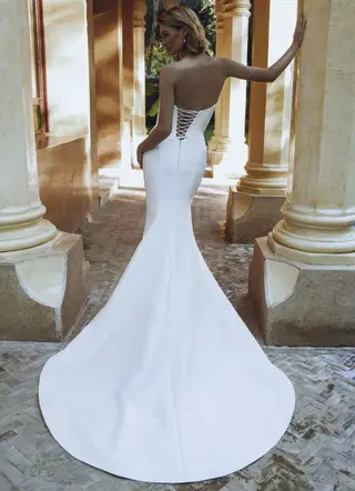 UDELIA by Enzoani - view 6 of 7