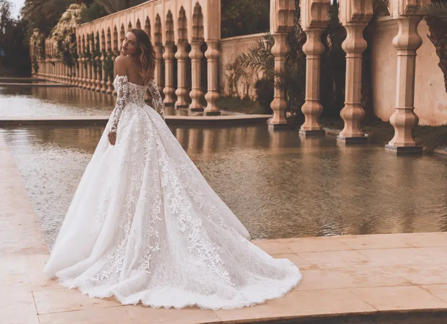 Valen by Enzoani - view 8 of 8
