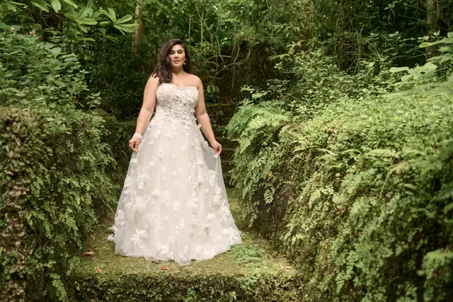 Laila by Maggie Sottero - view 8 of 8