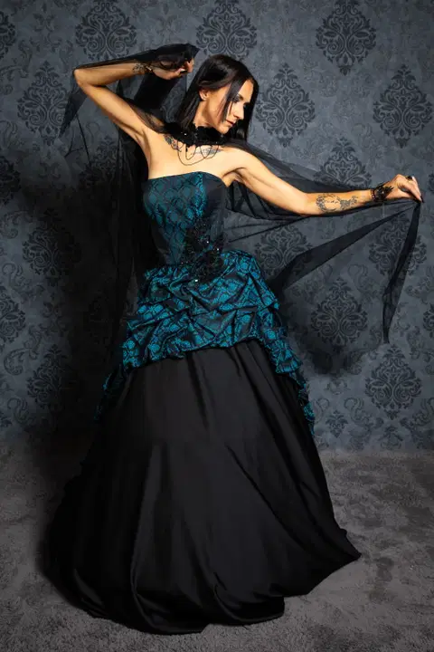 Dame Barock Petrol wedding dress by DarkDreamCouture