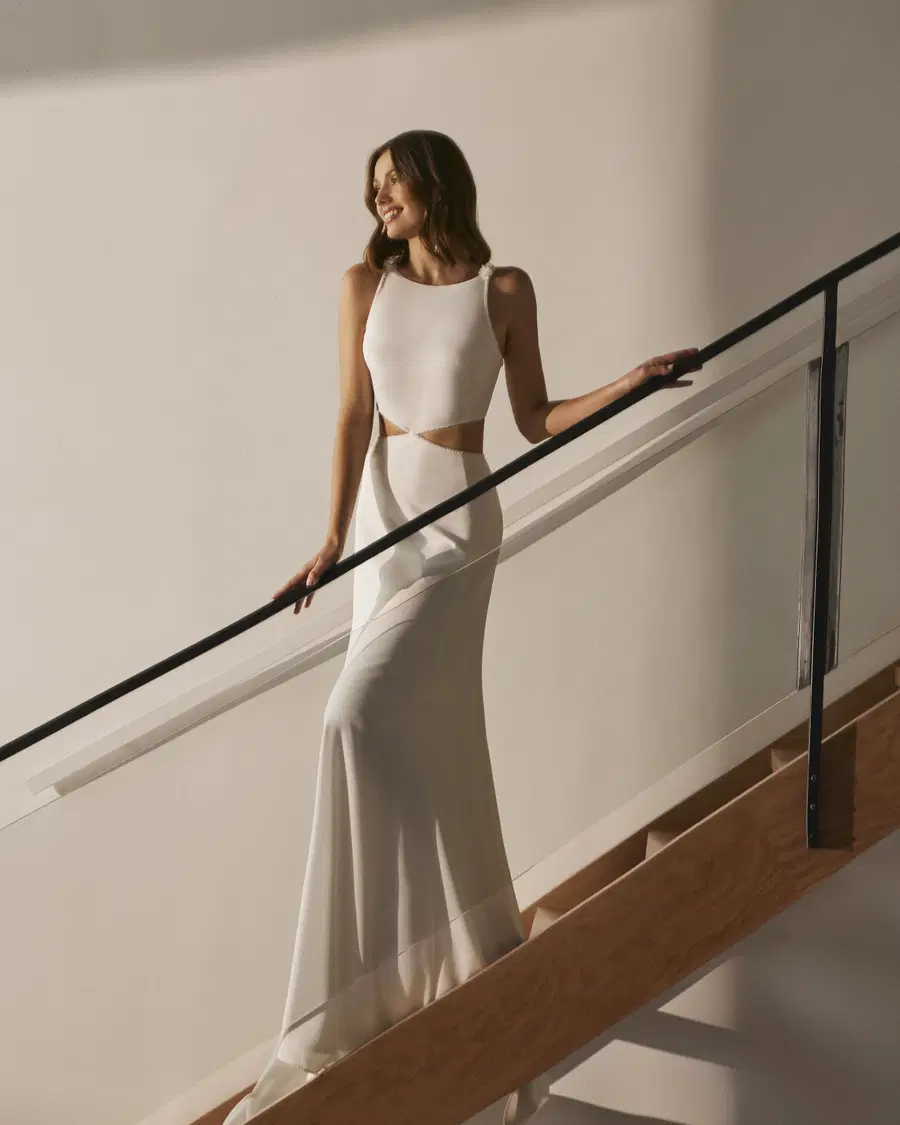 Nasir by Alma Novia: Straight silhouette, boat neck neckline, sleeveless, crepe