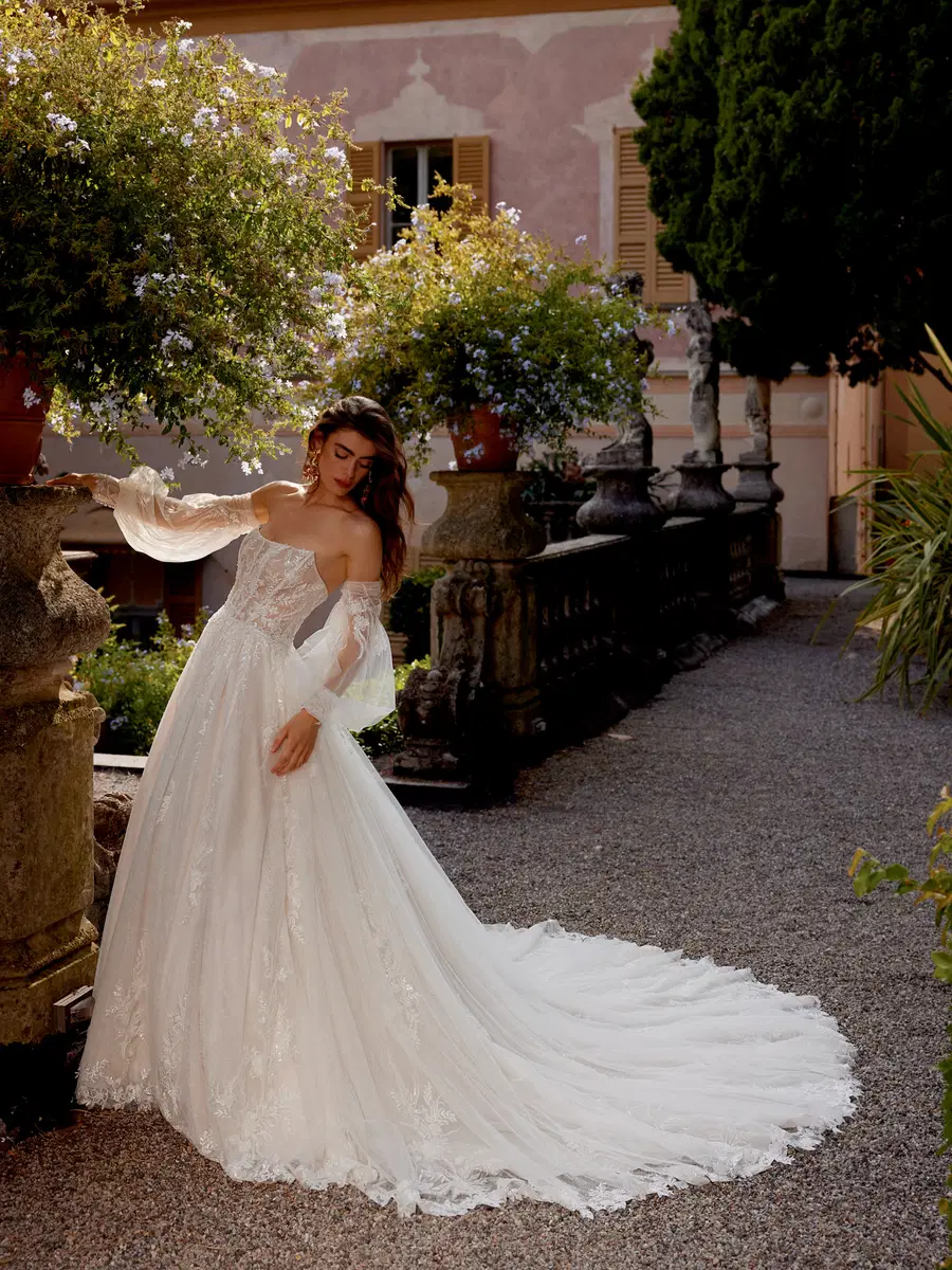 Iverson by Justin Alexander: Ball Gown silhouette, off-shoulder neckline, detachable sleeves, lace