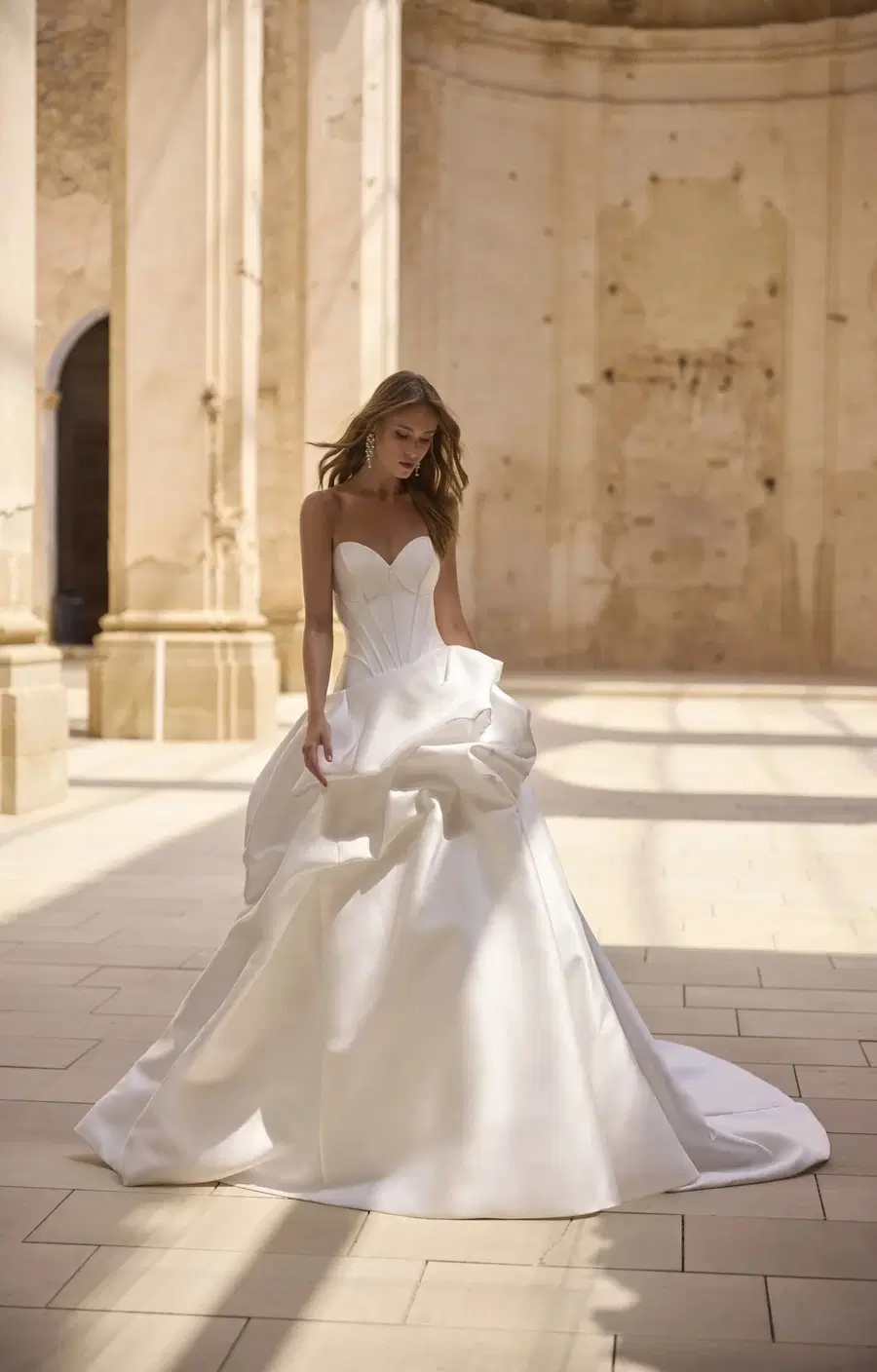 Helen by Veni Infantino - view 5 of 6