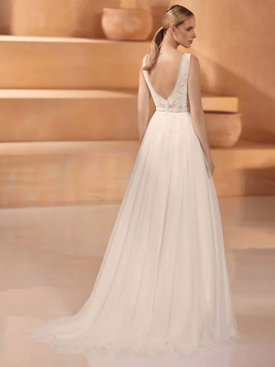 MURIEL by Bianco Evento - view 2 of 4