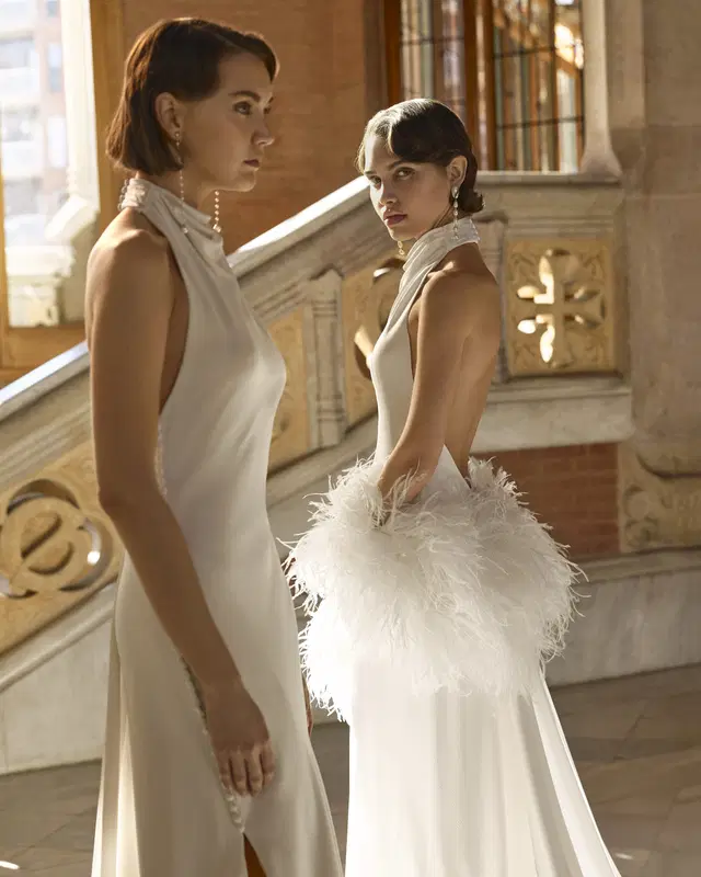 Bia by Rosa Clara - view 2 of 4