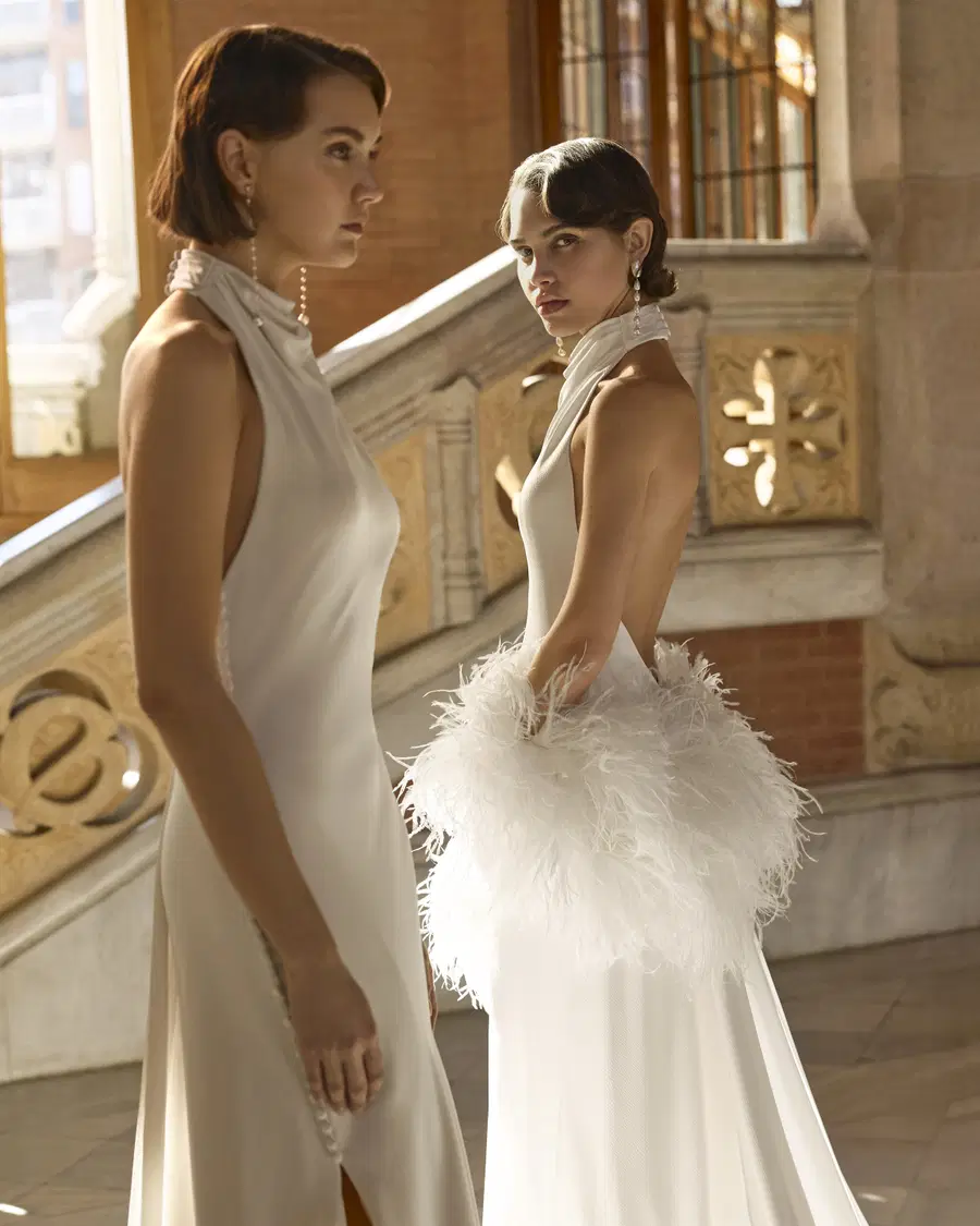 Bia by Rosa Clara - view 2 of 4