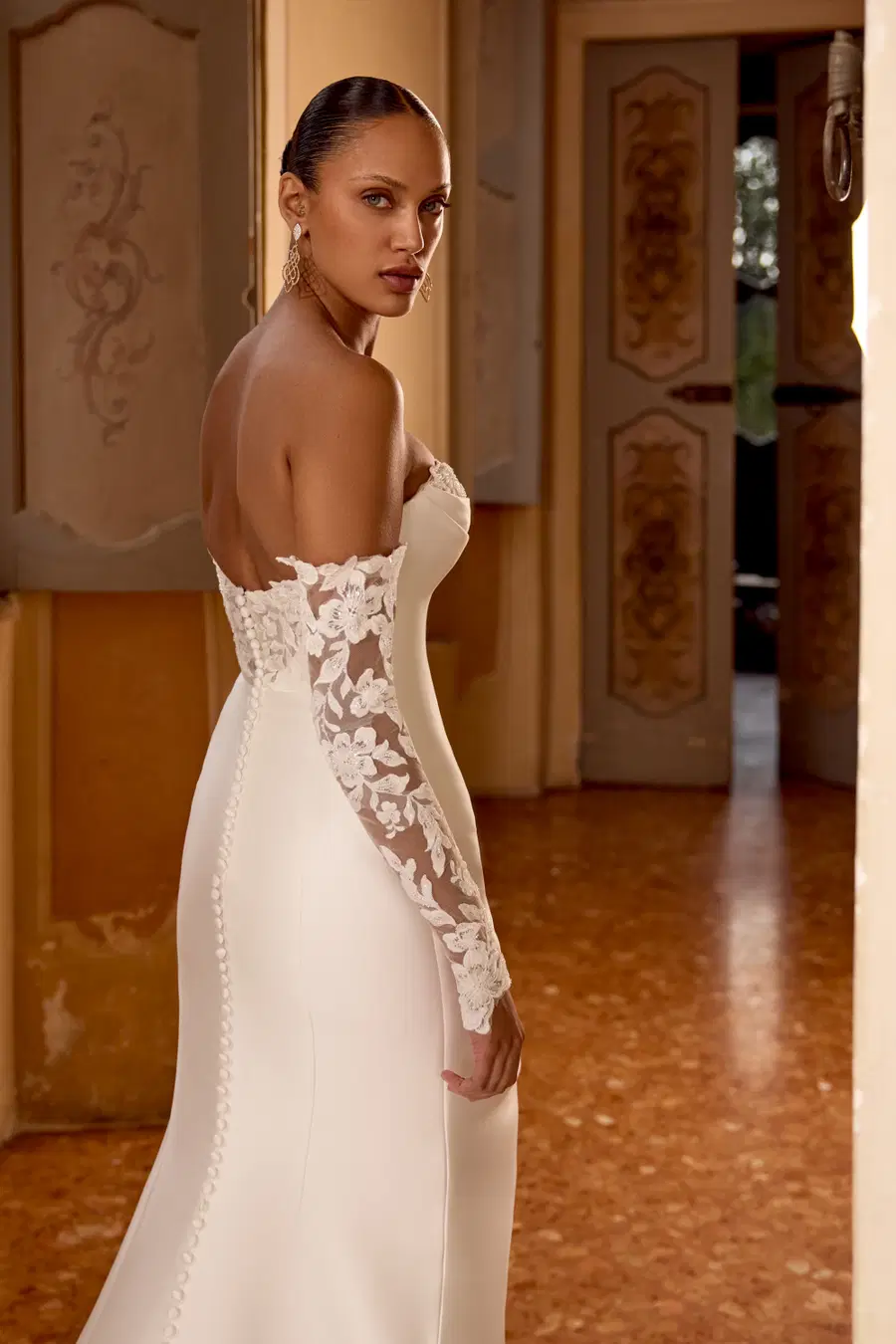 Kendall by Justin Alexander - view 3 of 6