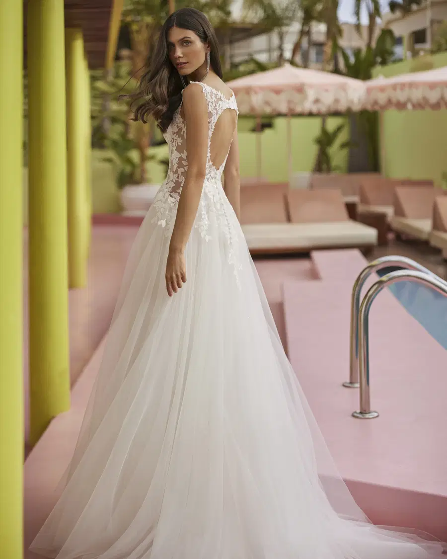 Jet by Luna Novias - view 2 of 3
