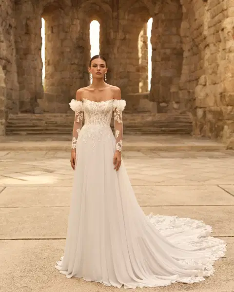 Paraje wedding dress by Adriana Alier, A-line, georgette