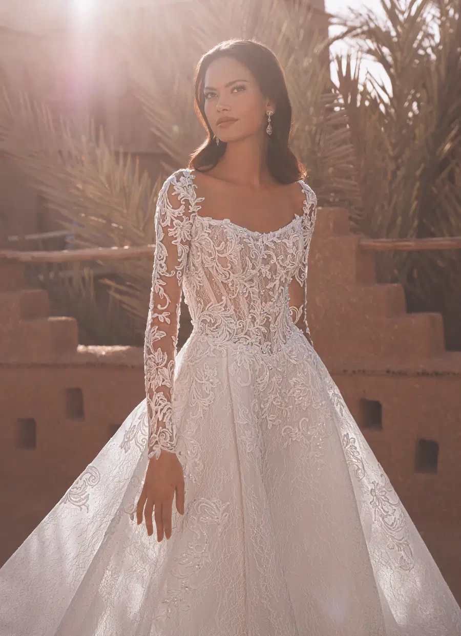 Tabitha by Enzoani - view 4 of 8