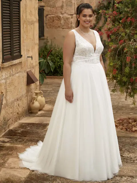KEIRA c wedding dress by Bianco Evento, A-line, lace
