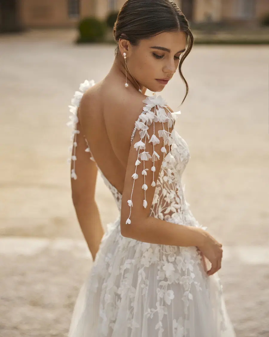 Vals by Rosa Clara - view 3 of 4