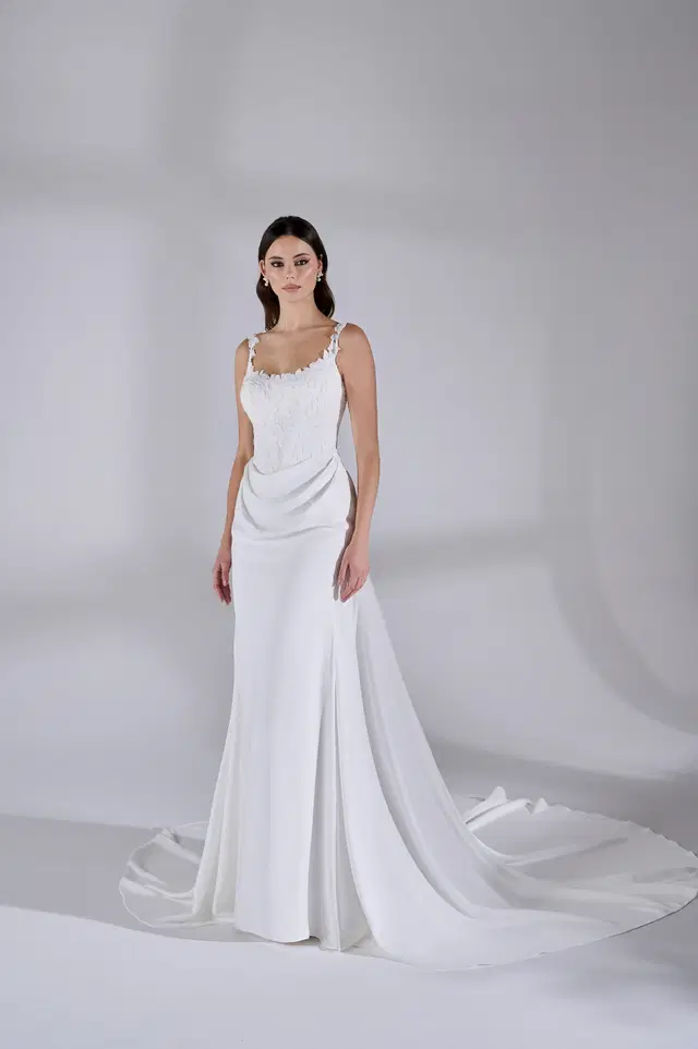 Grayson by Avenue by Josephine Scott: Trumpet silhouette, sleeveless, lace
