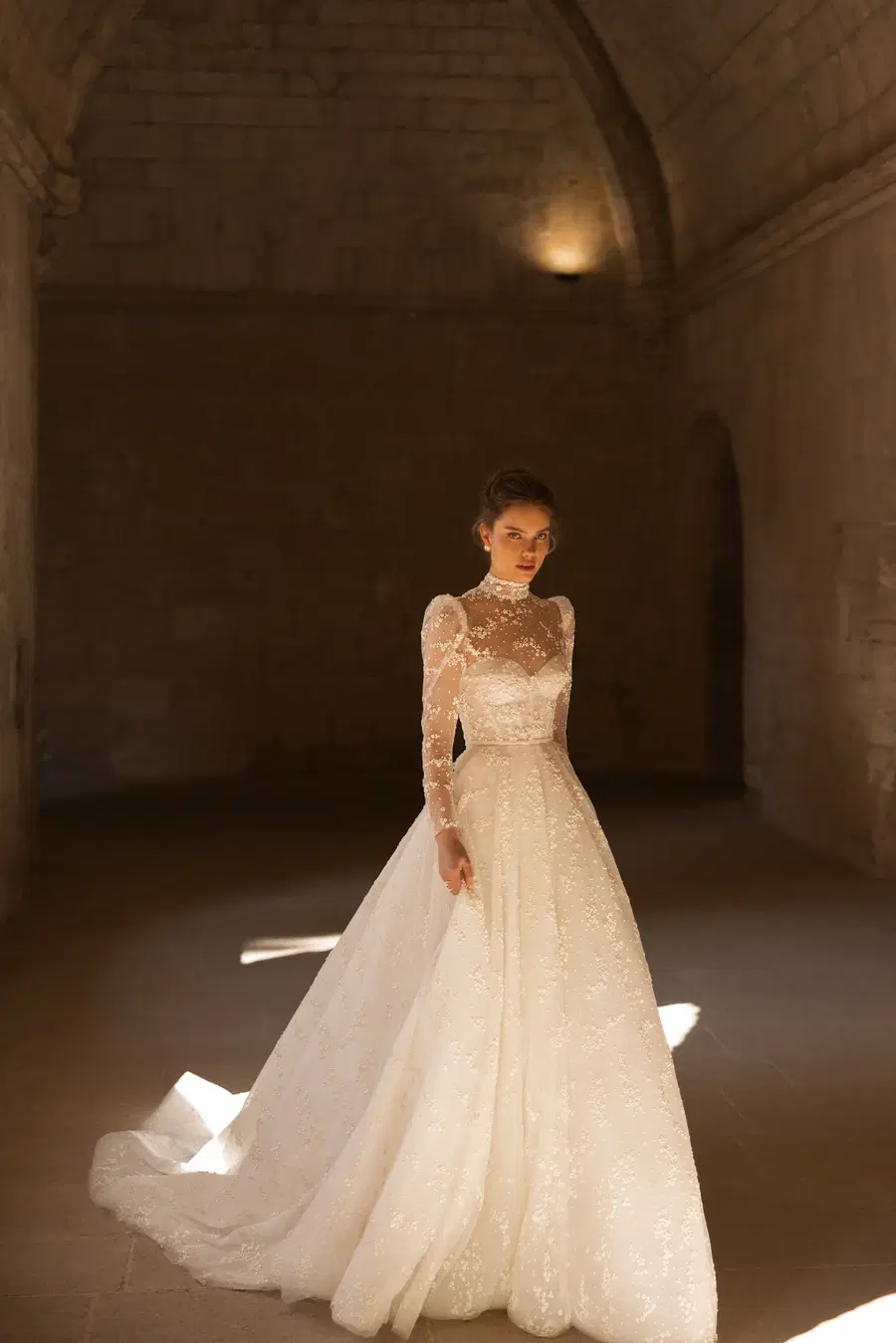 Orfeya by Eva Lendel: A-Line silhouette, high / halter neckline, long sleeves, lace