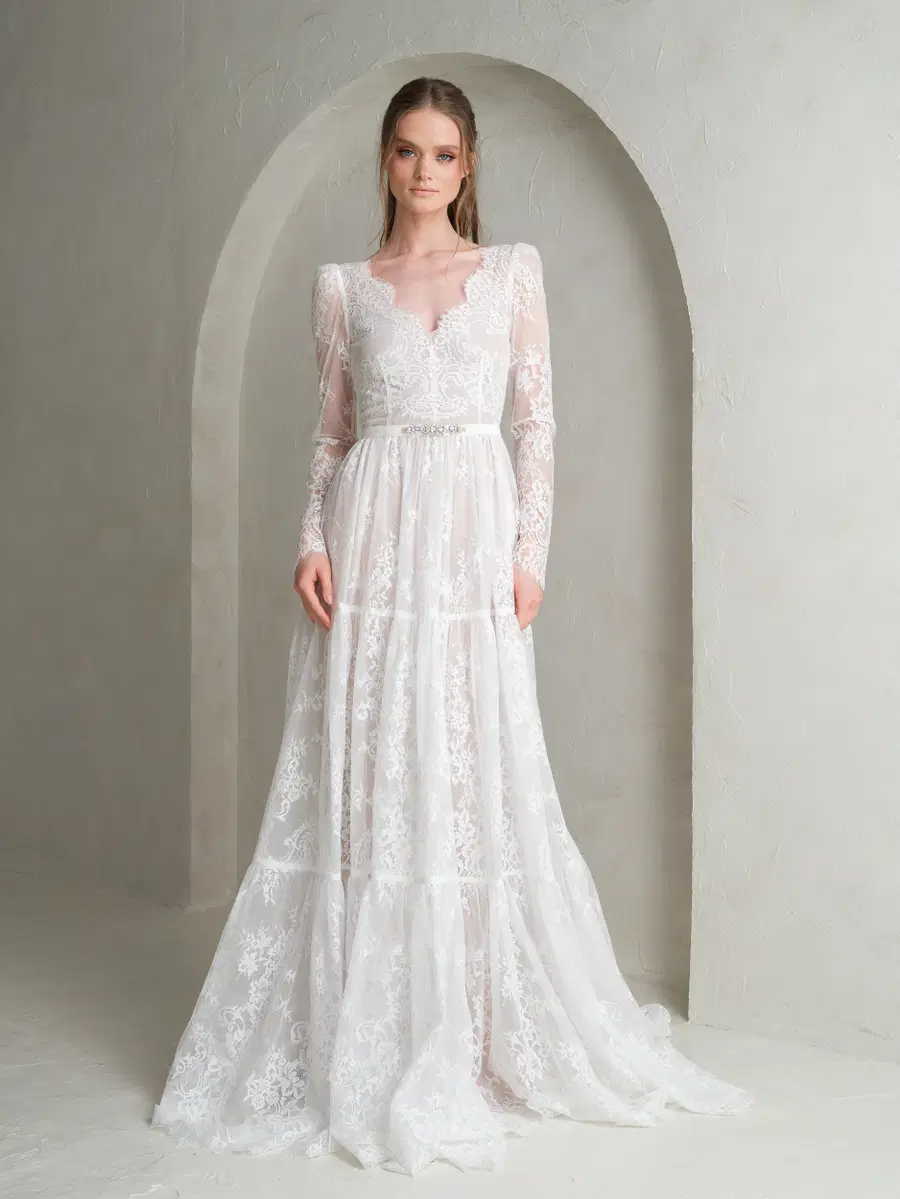 Fleur by Katya Katya London: A-Line silhouette, V-neck neckline, long sleeves, lace