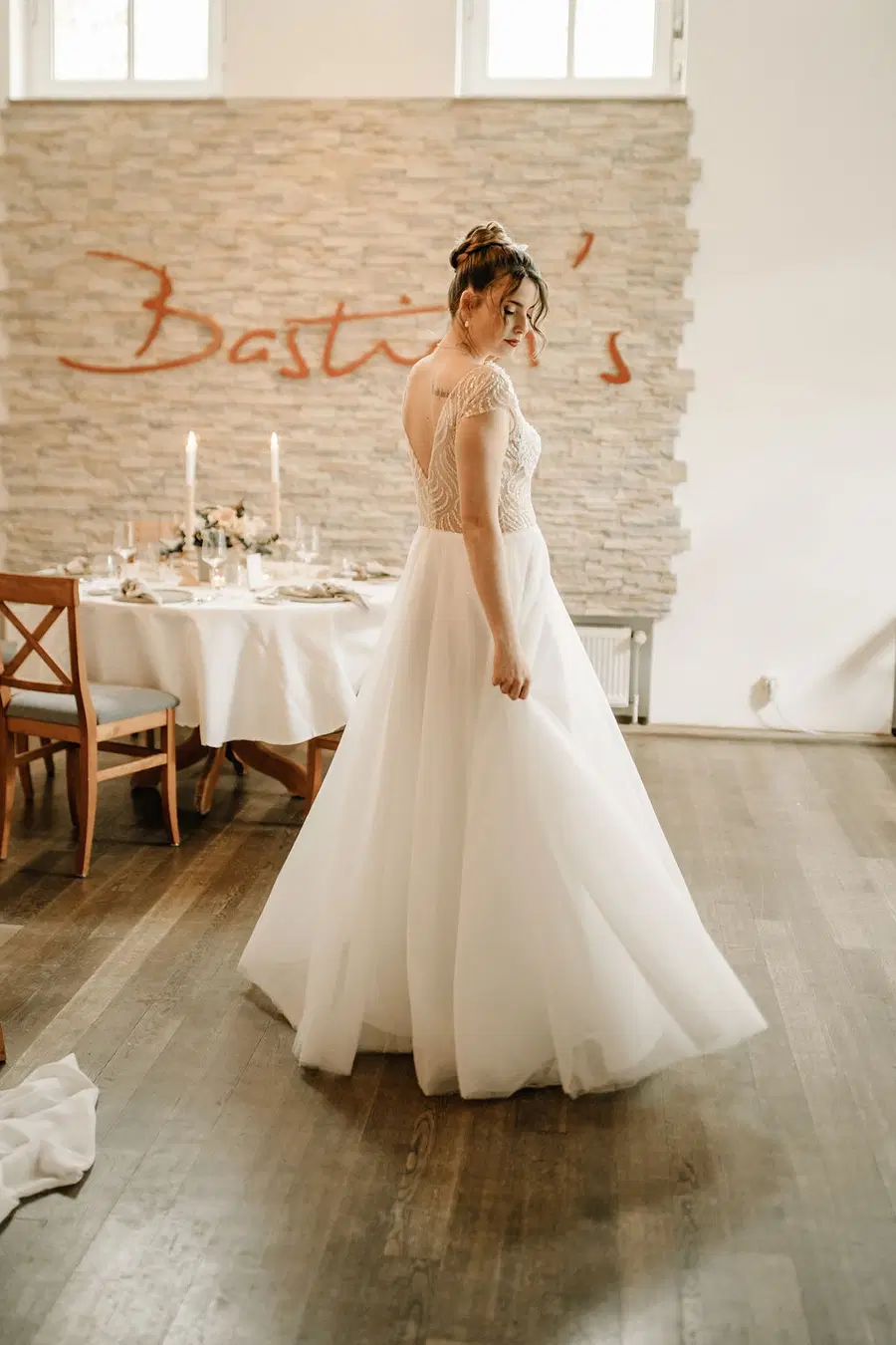Bastians van Mr. & Mrs. Huebner - weergave 4 van 4