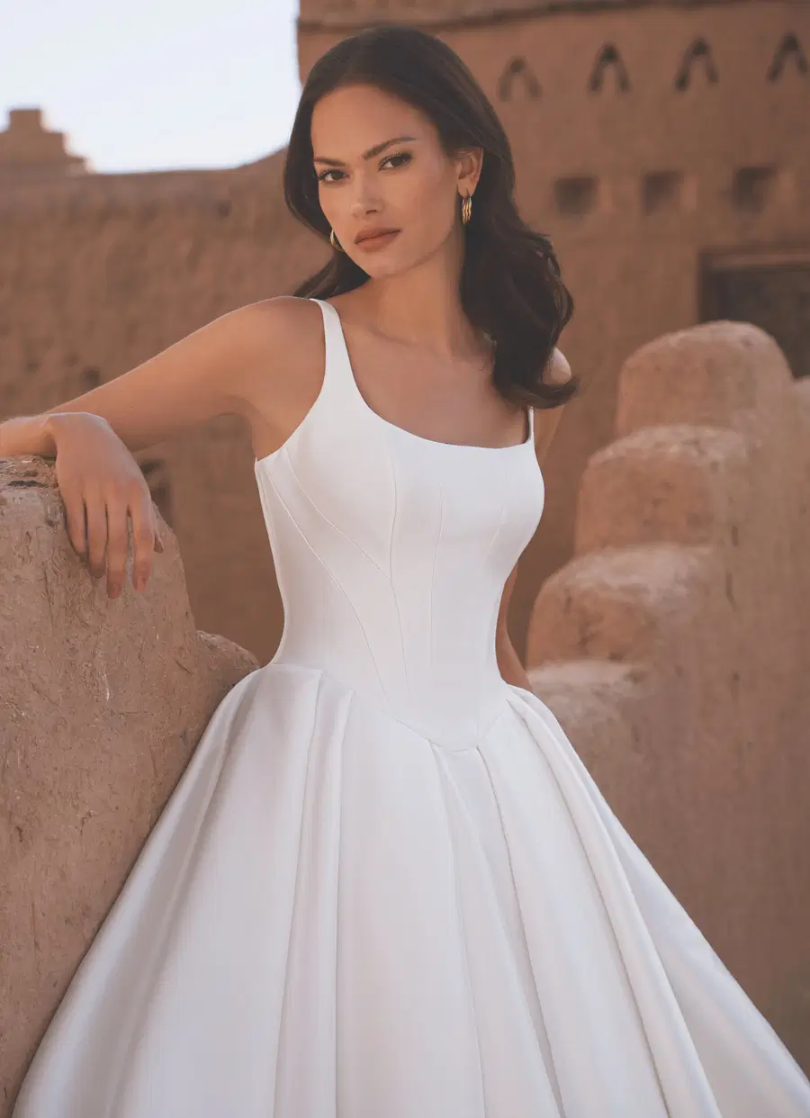 Torvi by Enzoani - view 2 of 8