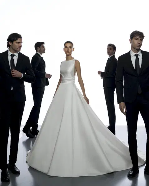 Yaiza wedding dress by Aire Barcelona, A-line, mikado