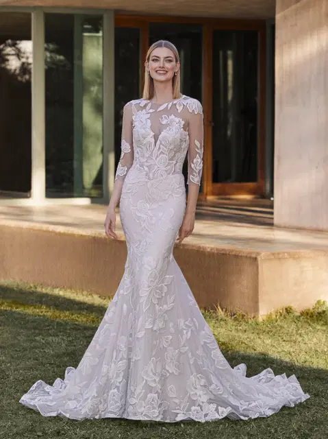 Yai wedding dress by Pronovias, mermaid, lace